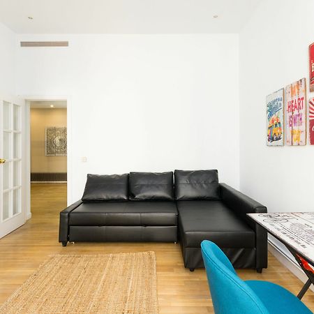 Apartamentos Mlr Sol-Teatro Real Madrid Exteriér fotografie