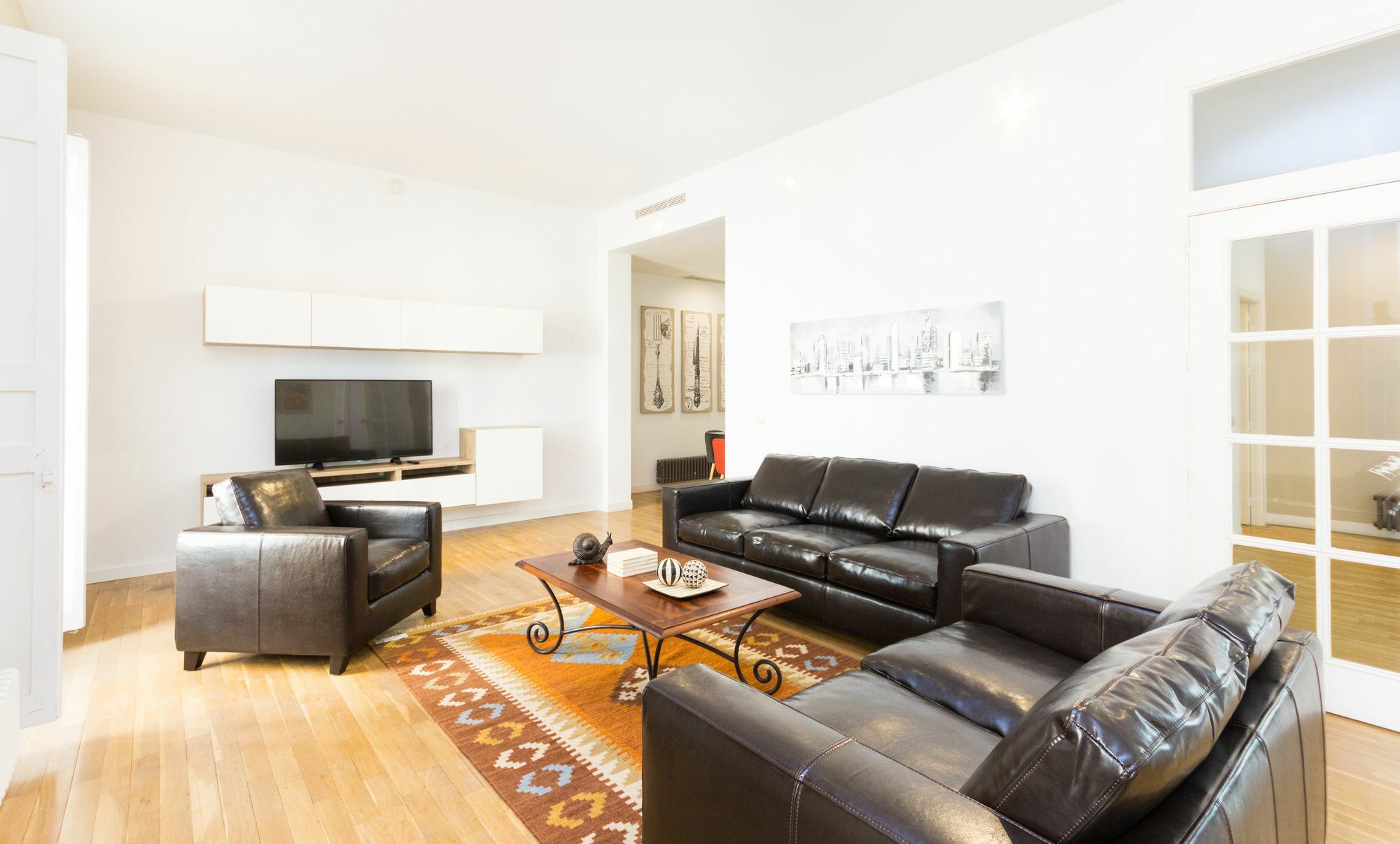 Apartamentos Mlr Sol-Teatro Real Madrid Exteriér fotografie